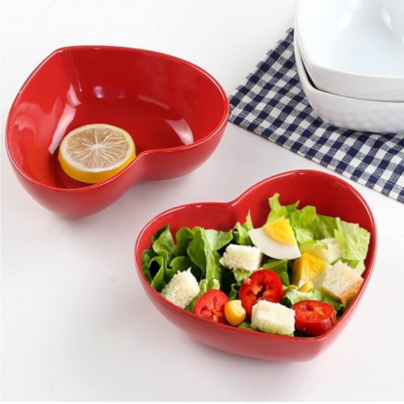 Heart Red Plastic Bowl 10.5 in wide and 10 in long - Picture 4 of 9